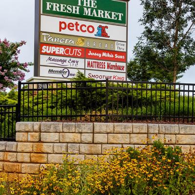 Fresh Market Petco Vertical 0003