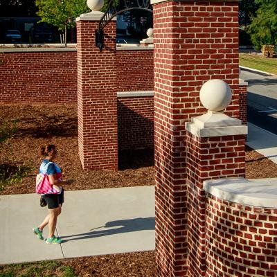 Longwood French Hall Vertical 0010