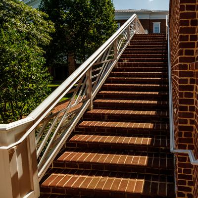 Uva Whisnand Terrace Darden Vertical 0001