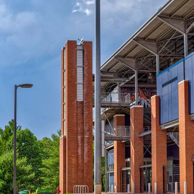 Davenport Field Vertical 0013