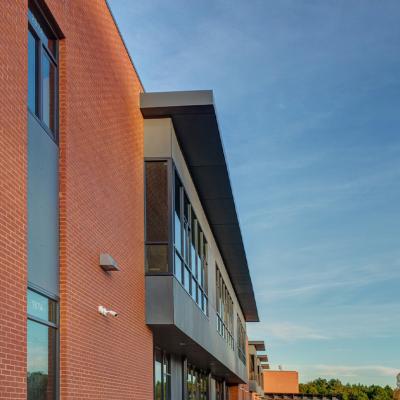 Mh Masonry Projects Forest Middle School Educational Brick Mason Concrete Vertical 1