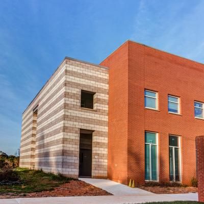 Mh Masonry Projects Forest Middle School Educational Brick Mason Concrete Vertical 2